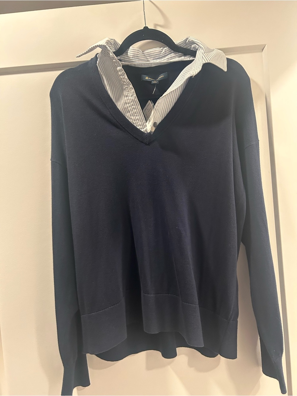 Brooks Brothers Navy V-Neck Women's Sweater